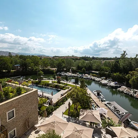 Ilot Du Golf Bw Premier Collection Hotel 4*